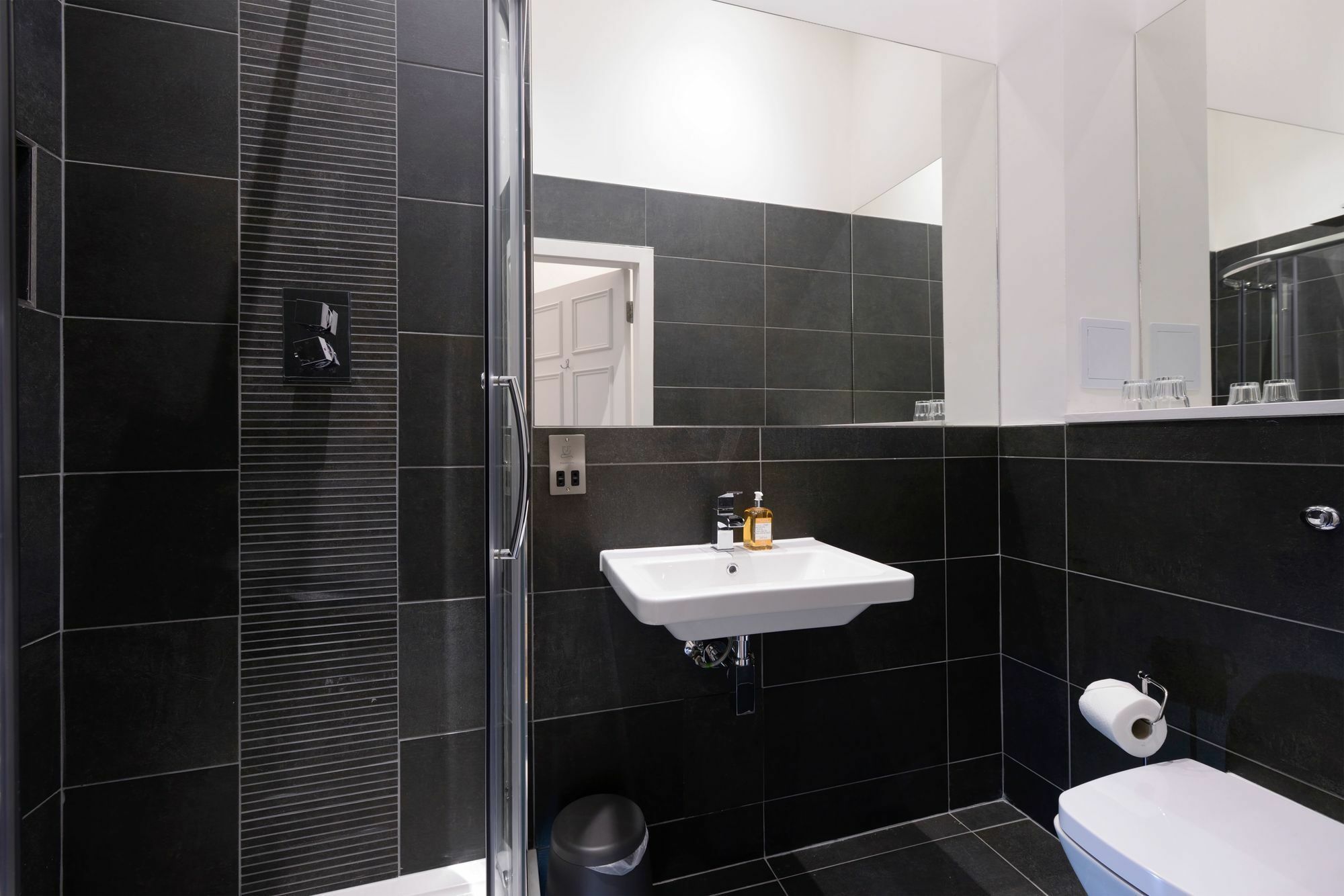 Destiny Scotland - Q-Residence Edimburgo Exterior foto